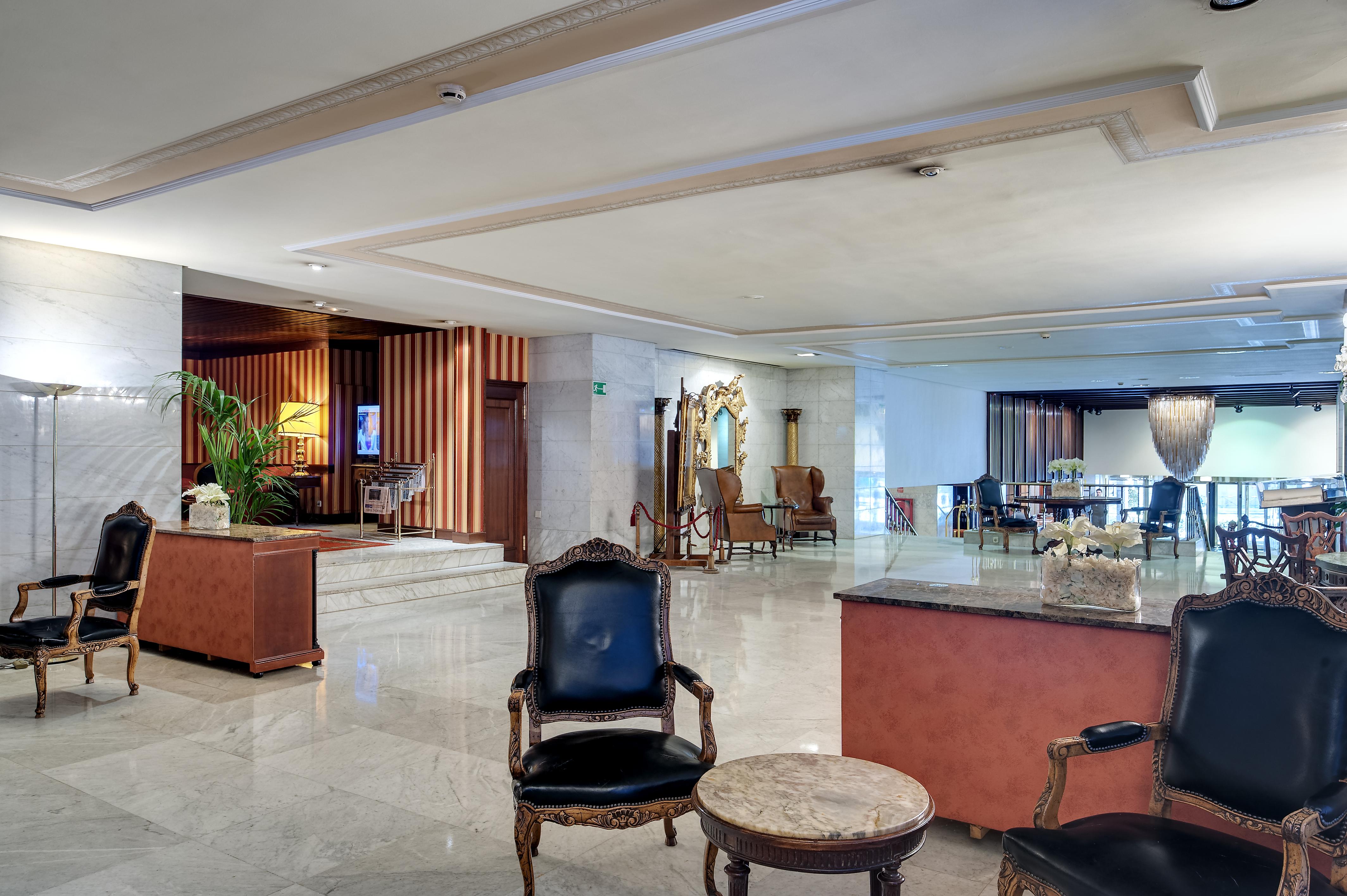 Hotel Miguel Angel Madrid Kültér fotó Lobby