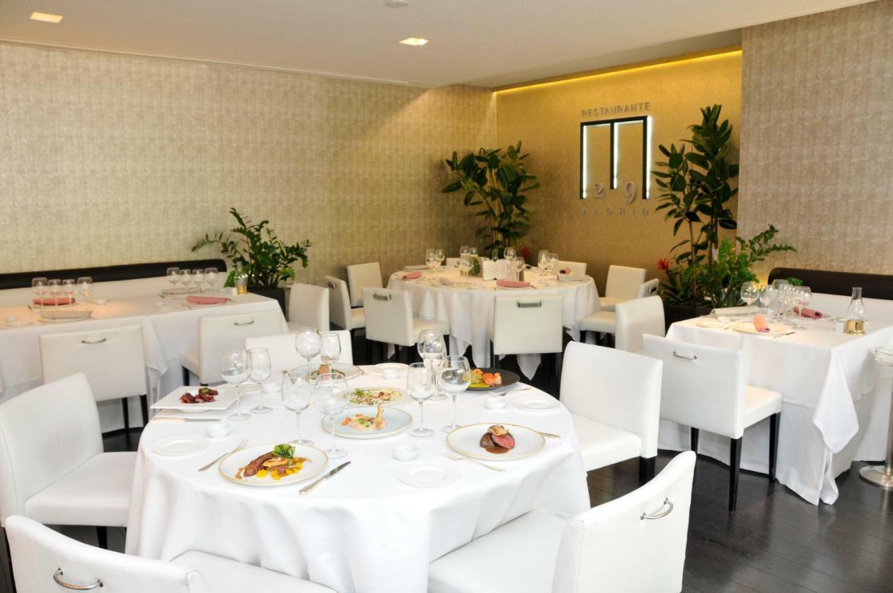 Hotel Miguel Angel Madrid Kültér fotó Restaurant "Le Celler"