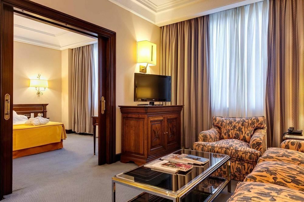 Hotel Miguel Angel Madrid Kültér fotó Suite